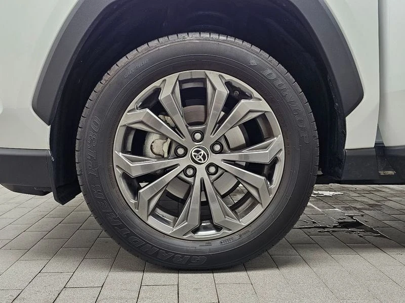 Toyota Rav4 2, 5 Хибрид топ оборудована, снимка 5 - Автомобили и джипове - 55750316