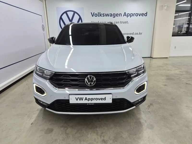 VW T-Roc 2.0 Tdi Style, снимка 3 - Автомобили и джипове - 55935915