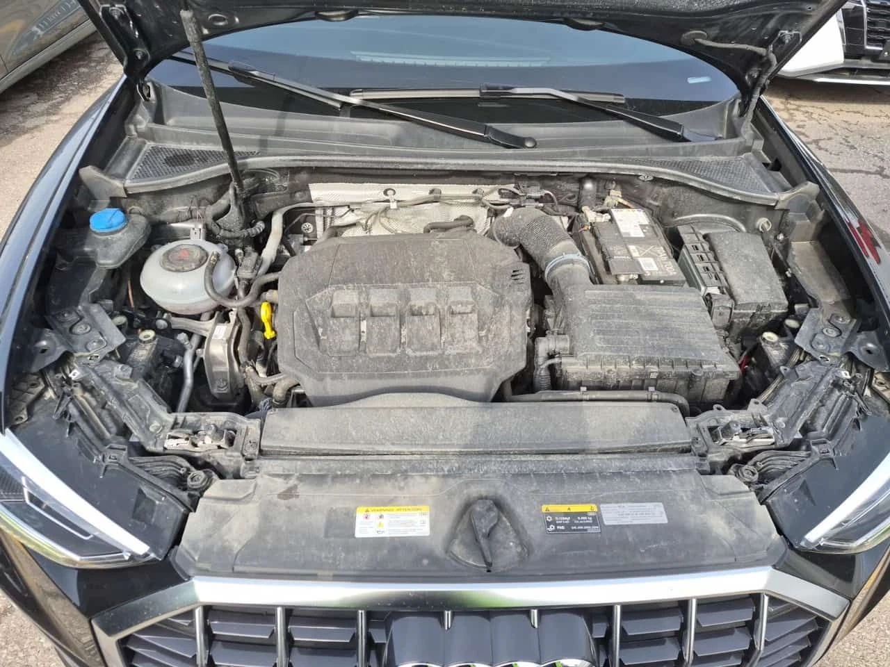 Audi Q3 * PROGRESSIV * S LINE* ПАНОРАМА* ДВА КЛЮЧА* , снимка 17 - Автомобили и джипове - 53997108