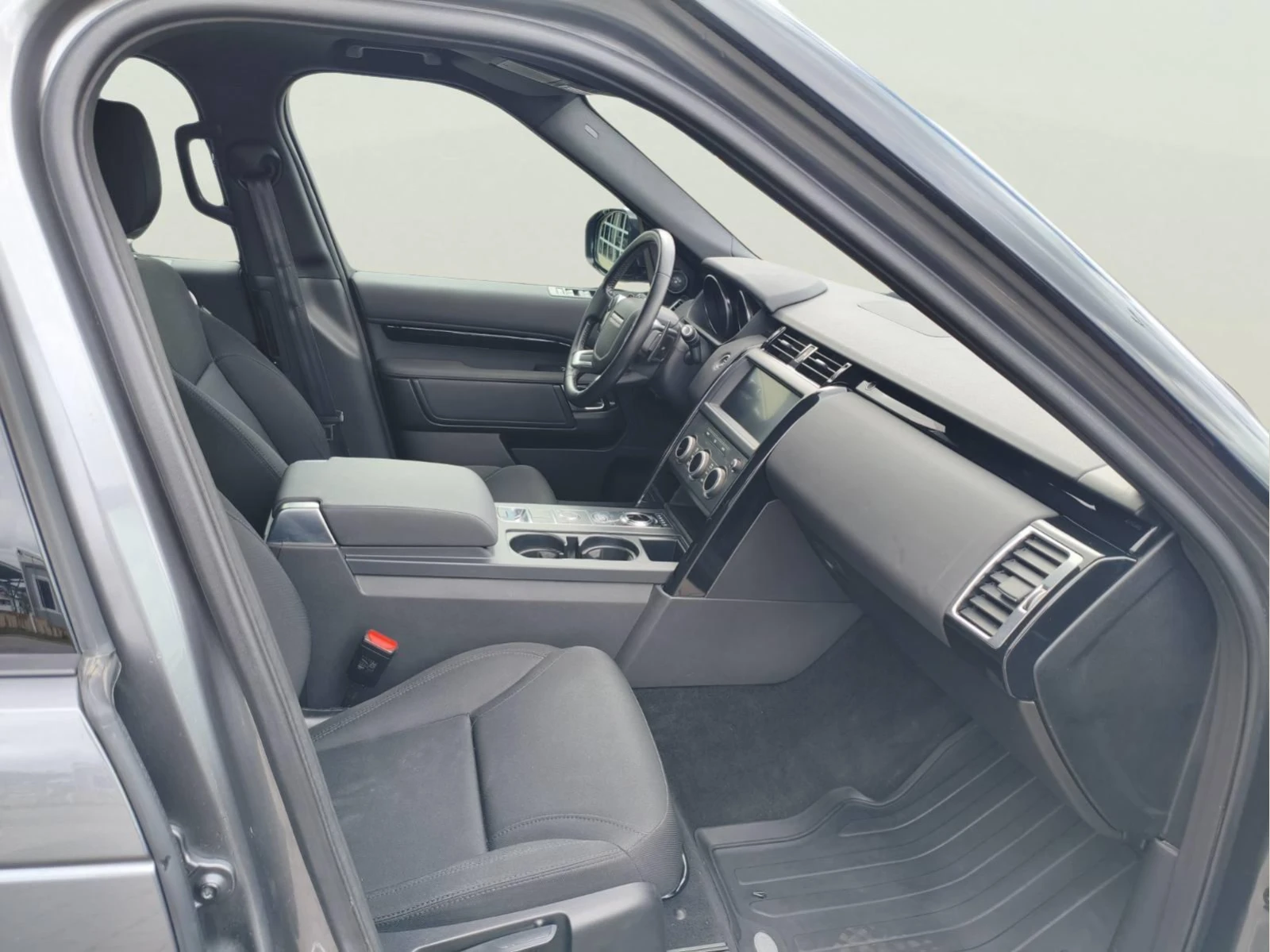 Land Rover Discovery 2.0, снимка 9 - Автомобили и джипове - 54222198