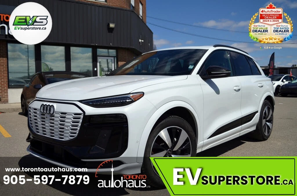 Audi Q6 e-tron quattro Progressiv with Black Optics Packag