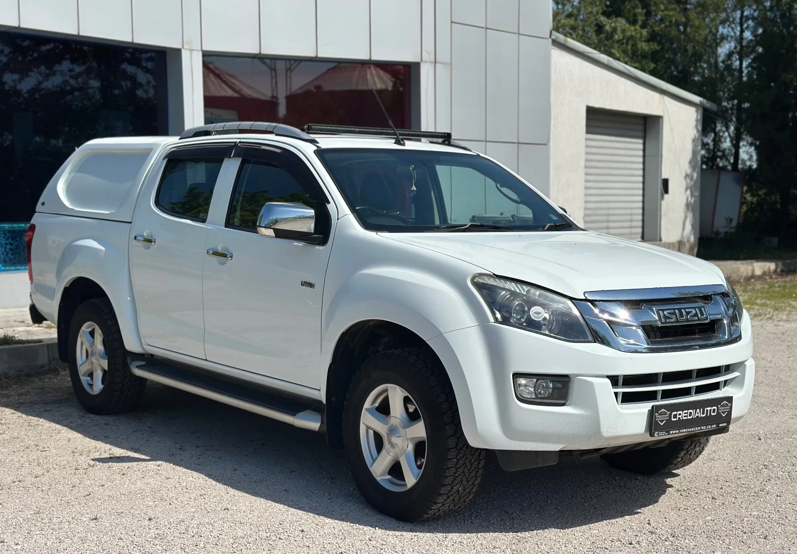 Isuzu D-max UTAH VISION D/C, снимка 3 - Автомобили и джипове - 54735359