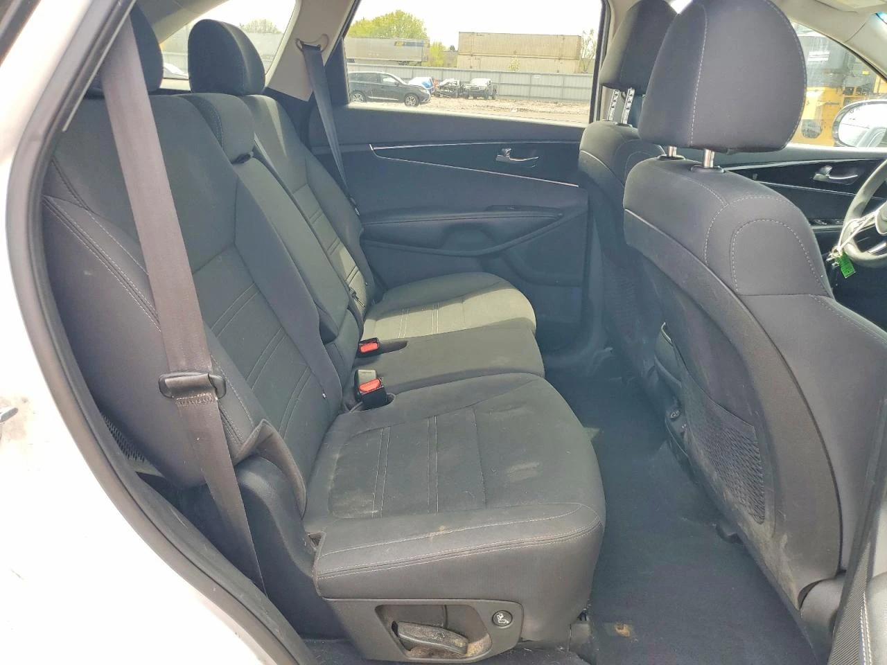 Kia Sorento 3.3l S, снимка 11 - Автомобили и джипове - 55074158
