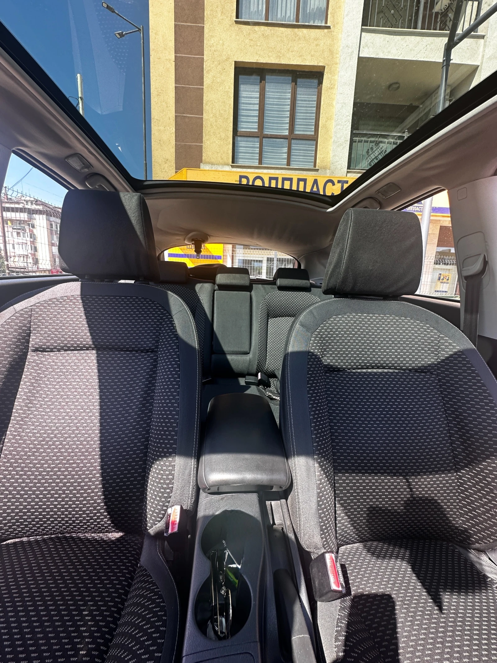 Nissan Qashqai Панорама, Климатроник, снимка 8 - Автомобили и джипове - 55105397