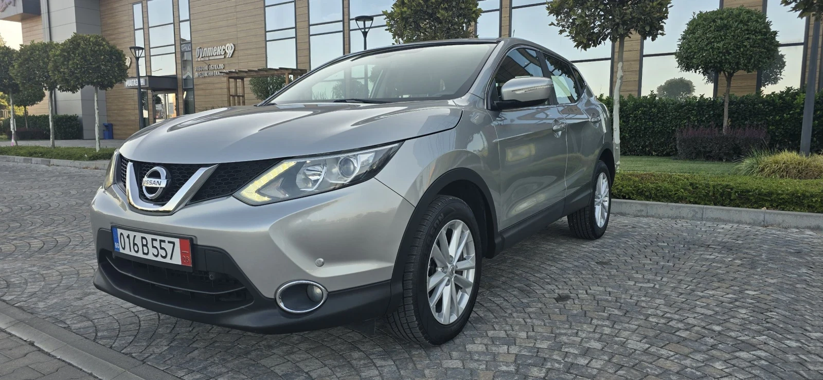 Nissan Qashqai 1.5DCI* NAVI* ЛИЗИНГ* PUREDRIVE* EURO 6* TOP TOP* , снимка 3 - Автомобили и джипове - 55465851