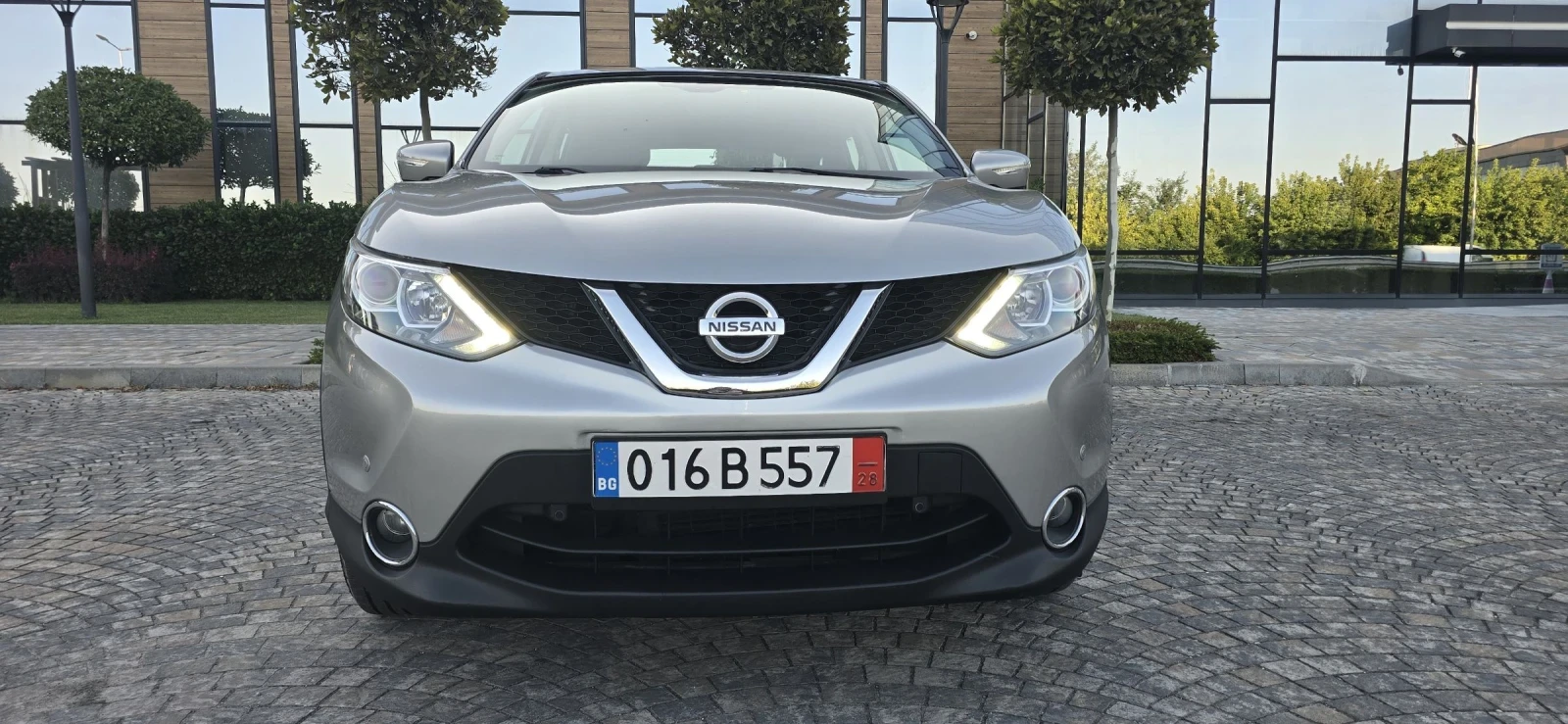 Nissan Qashqai 1.5DCI* NAVI* ЛИЗИНГ* PUREDRIVE* EURO 6* TOP TOP* , снимка 2 - Автомобили и джипове - 55465851