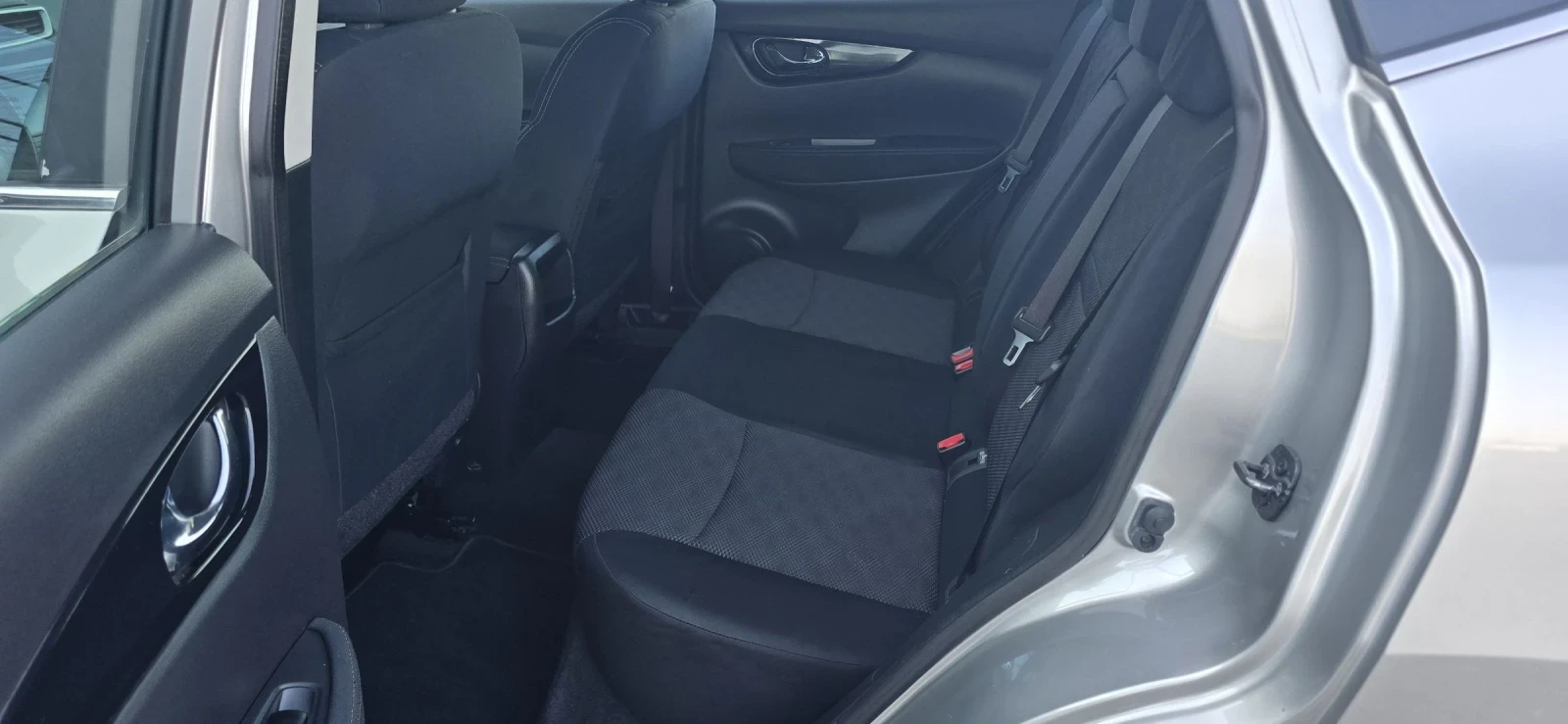 Nissan Qashqai 1.5DCI* NAVI* ЛИЗИНГ* PUREDRIVE* EURO 6* TOP TOP* , снимка 9 - Автомобили и джипове - 55465851