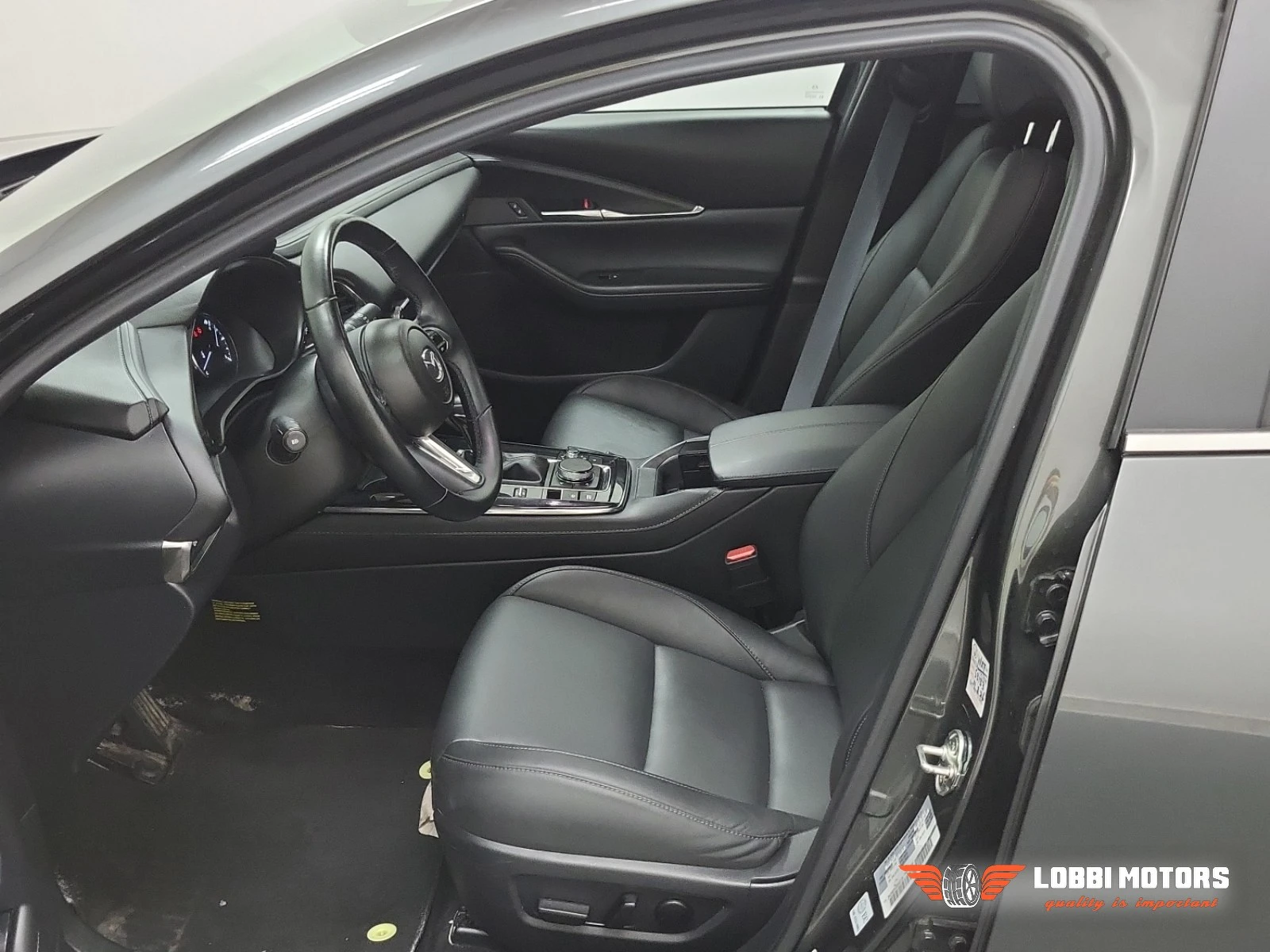 Mazda CX-30, снимка 5 - Автомобили и джипове - 55928603