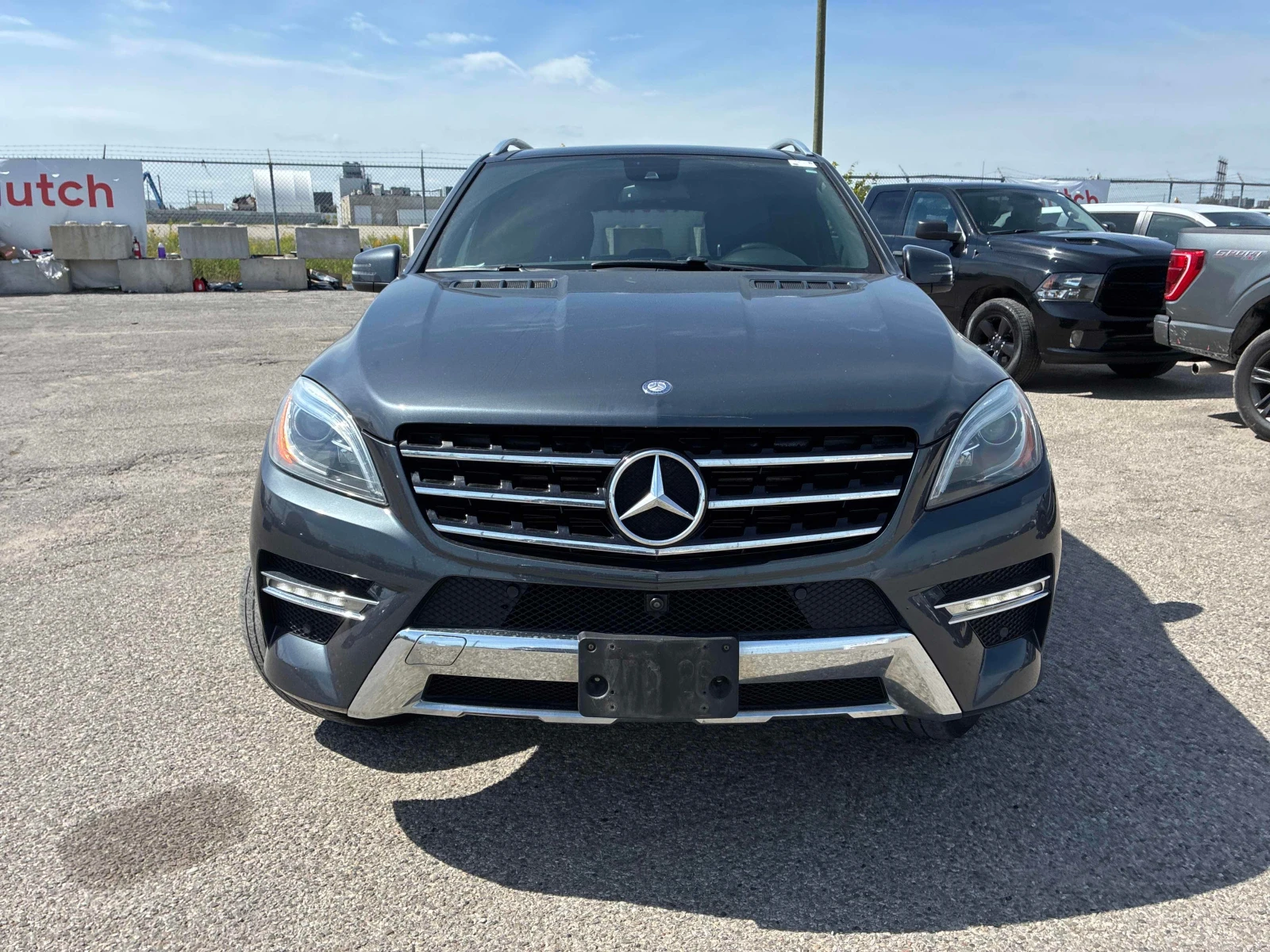Mercedes-Benz ML 350 CARFAX | АВТОКРЕДИТ БЕЗ ПЪРВОНАЧАЛНА ВНОСКА, снимка 2 - Автомобили и джипове - 55995551