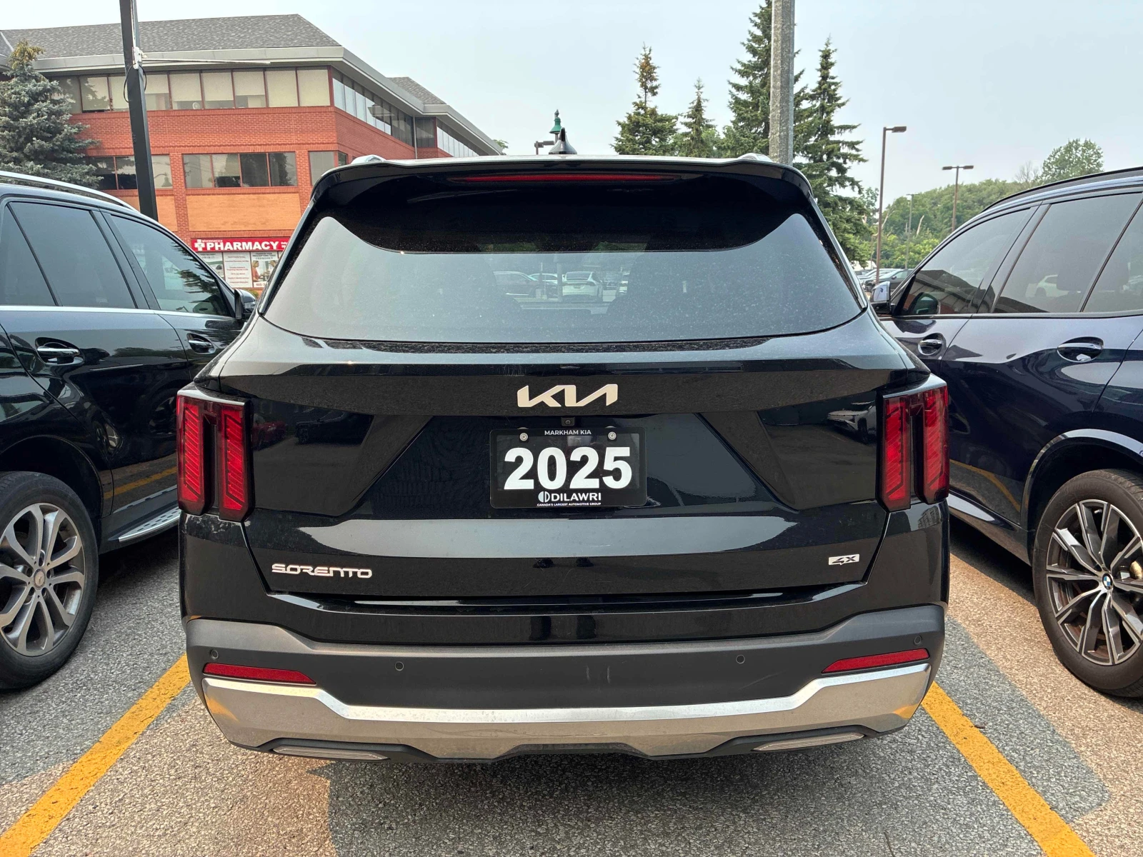 Kia Sorento * AWD * CARFAX * ОПЦИЯ ЗА ФИНАНСИРАНЕ , снимка 4 - Автомобили и джипове - 56071671