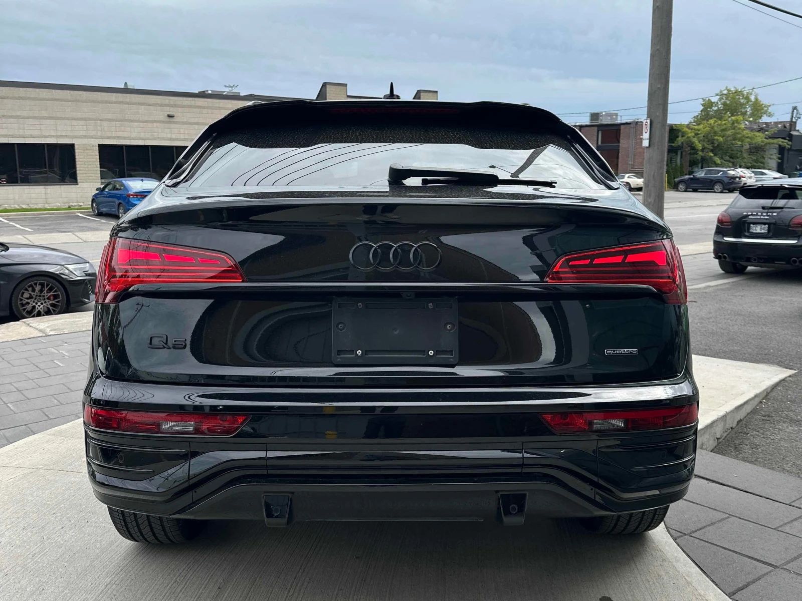 Audi Q5 * Progressiv * CARFAX * ОПЦИЯ ЗА ФИНАНСИРАНЕ, снимка 4 - Автомобили и джипове - 56127715