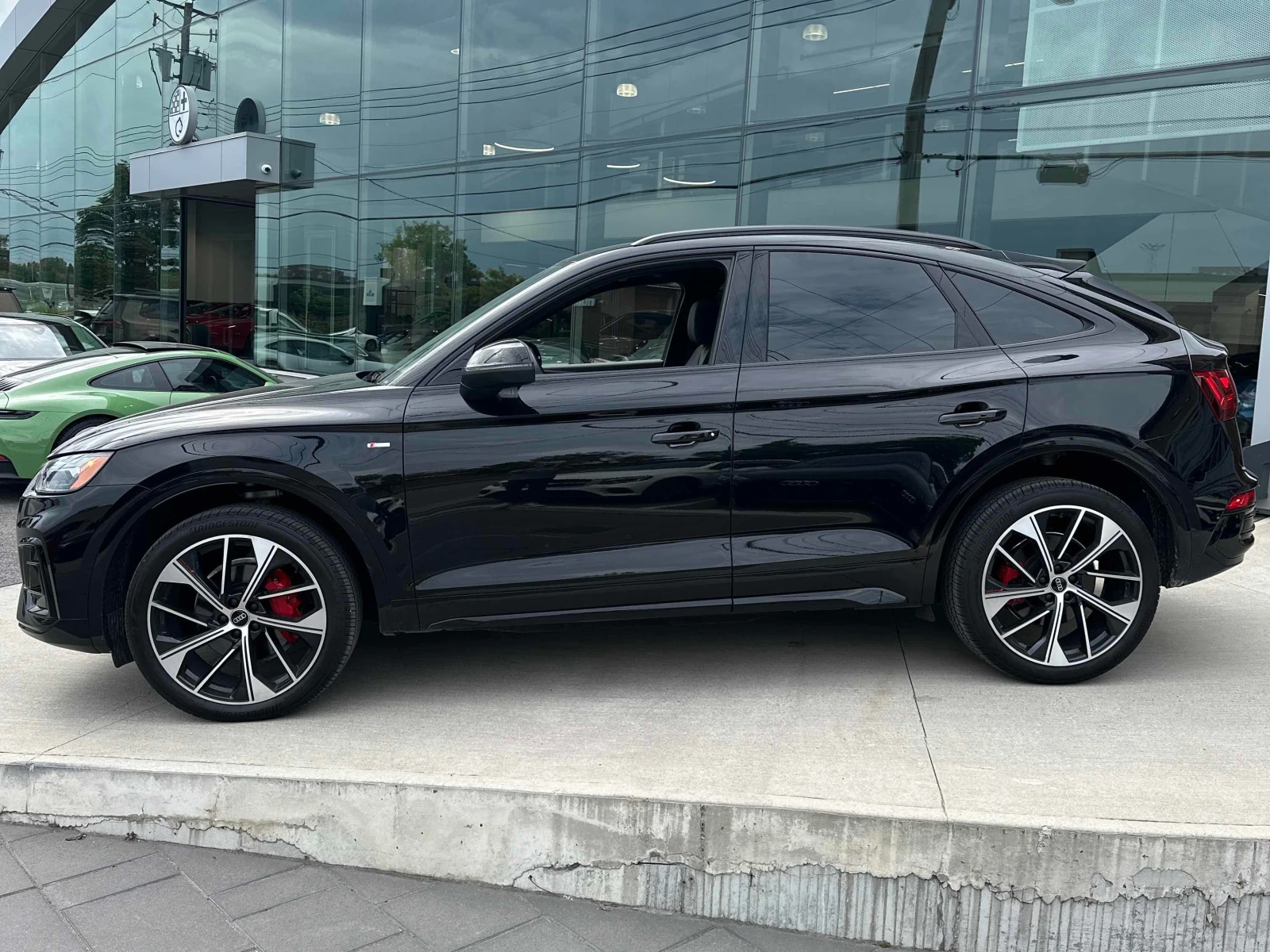 Audi Q5 * Progressiv * CARFAX * ОПЦИЯ ЗА ФИНАНСИРАНЕ, снимка 2 - Автомобили и джипове - 56127715