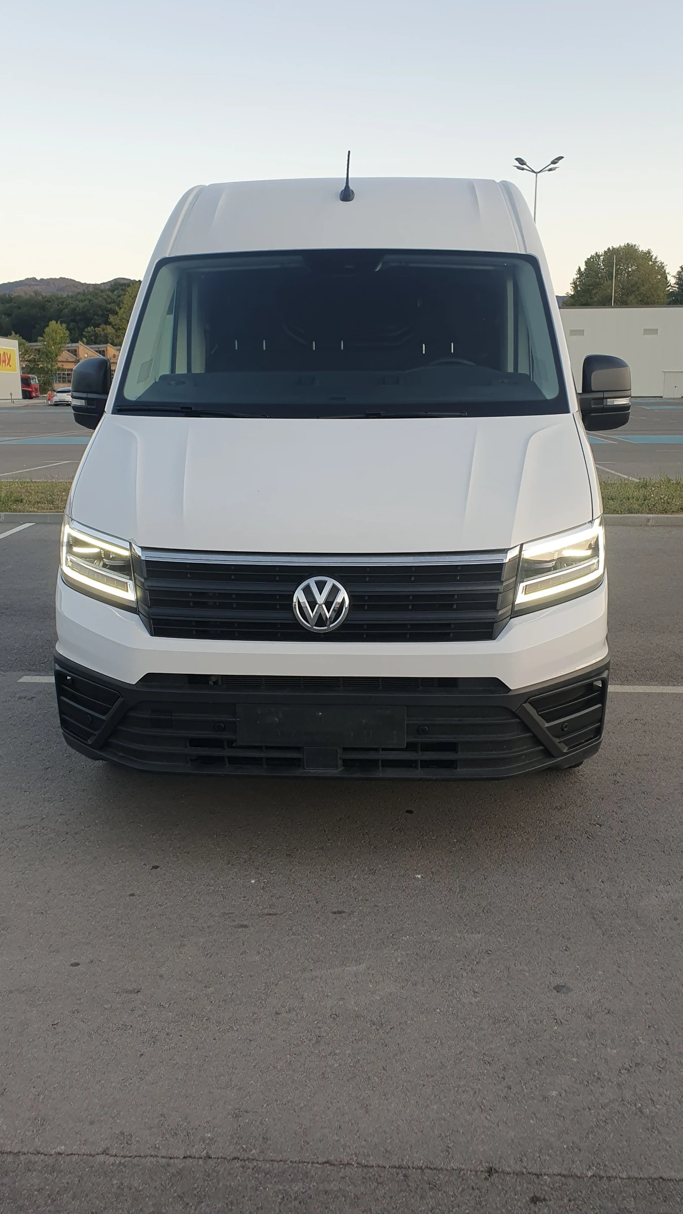 VW Crafter 2.0 Bi tdi 177ks. 62000km. - изображение 3