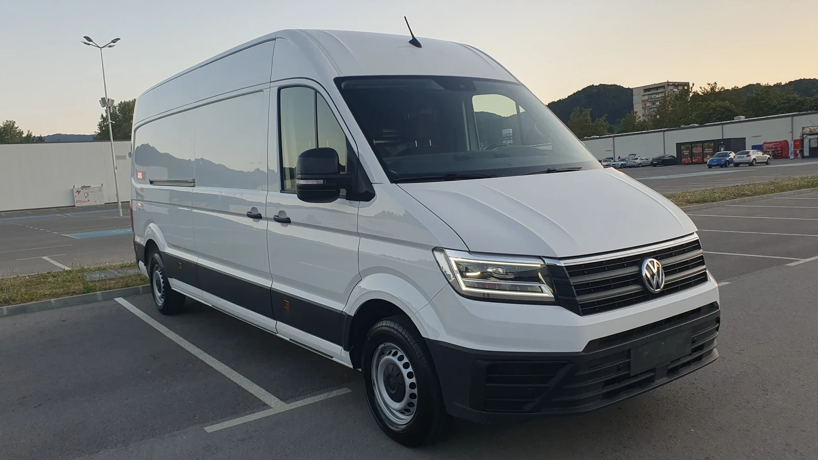 VW Crafter 2.0 Bi tdi 177ks. 62000km. - изображение 2