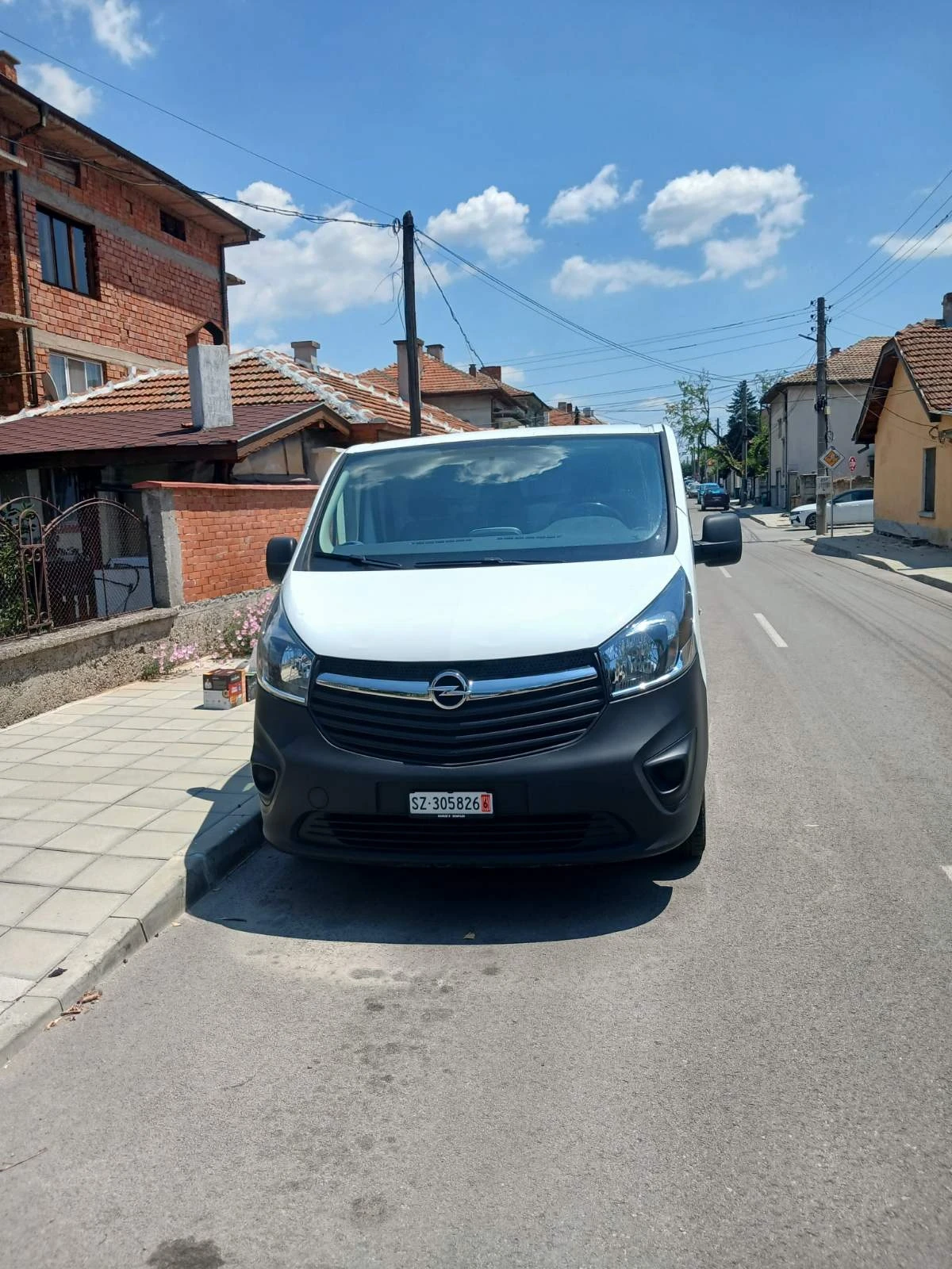 Opel Vivaro, снимка 3 - Бусове и автобуси - 55331755
