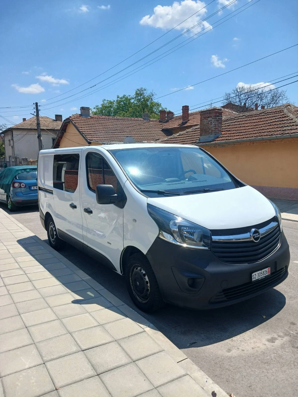 Opel Vivaro, снимка 4 - Бусове и автобуси - 55331755