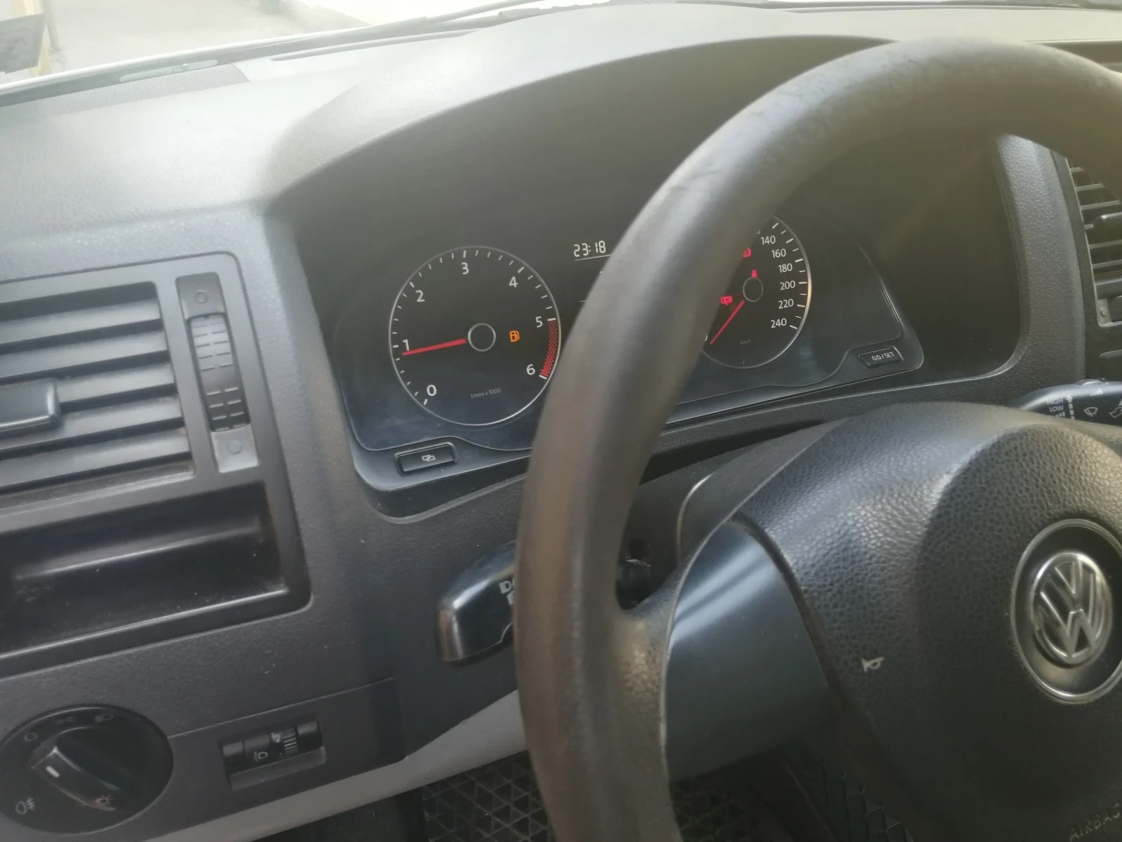 VW Transporter, снимка 11 - Бусове и автобуси - 55404447