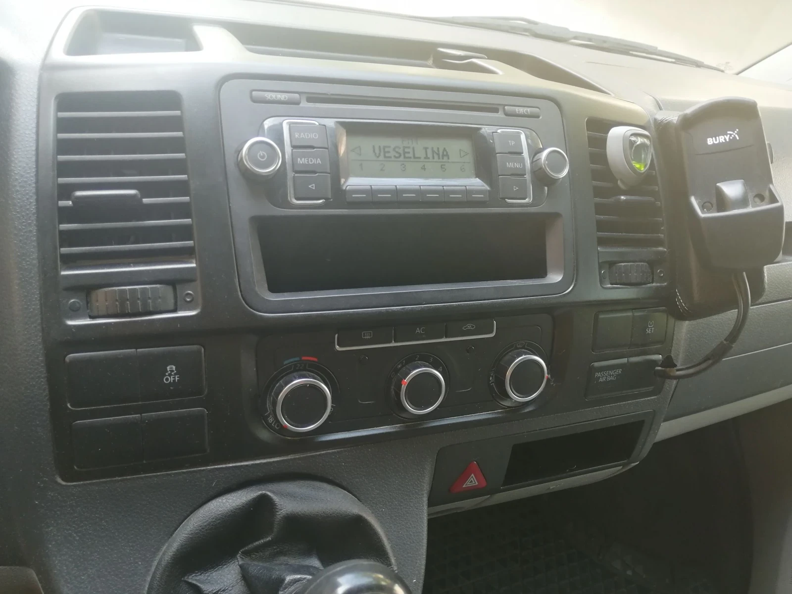 VW Transporter, снимка 12 - Бусове и автобуси - 55404447