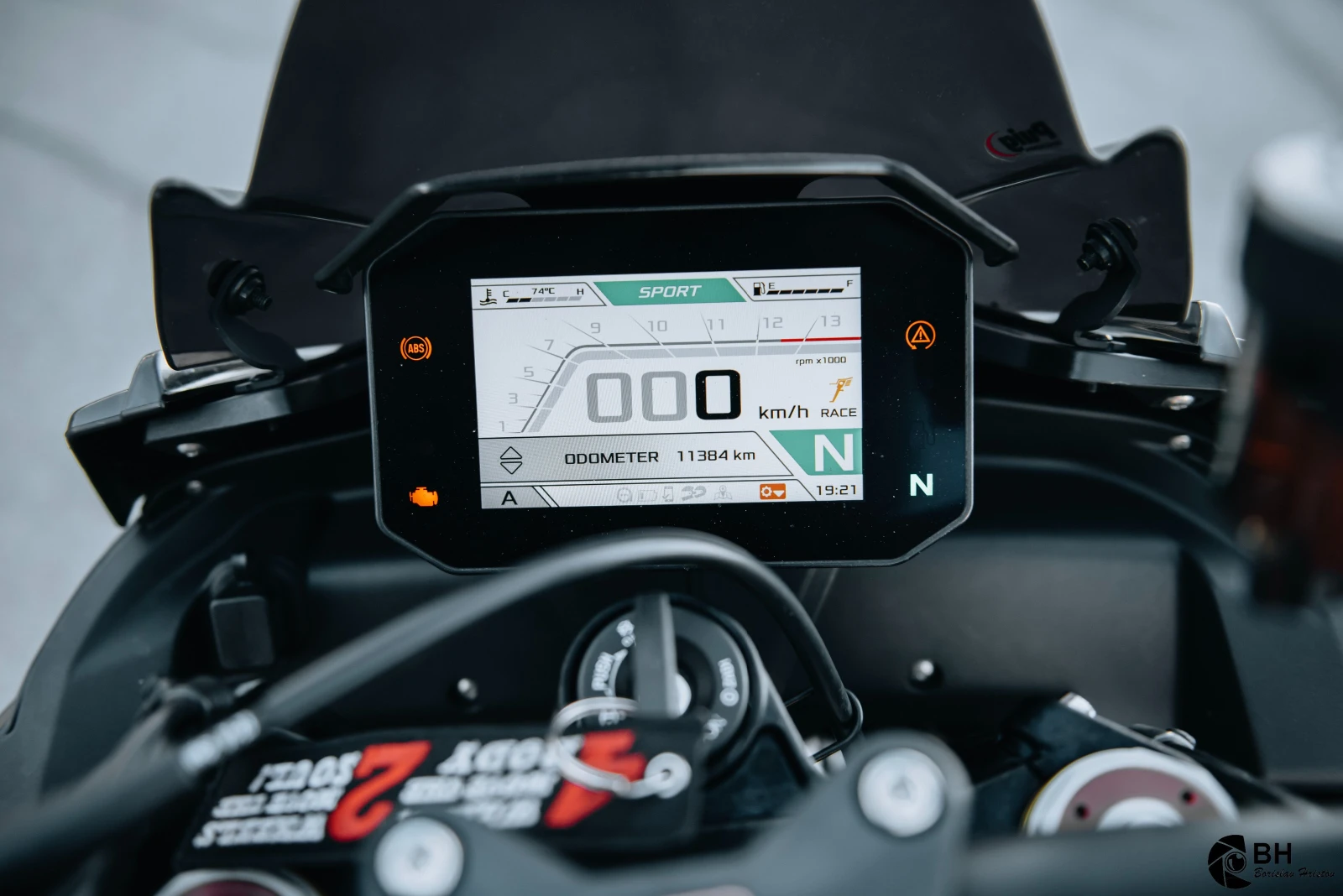 Aprilia Tuono V4, снимка 7 - Мотоциклети и мототехника - 55505245