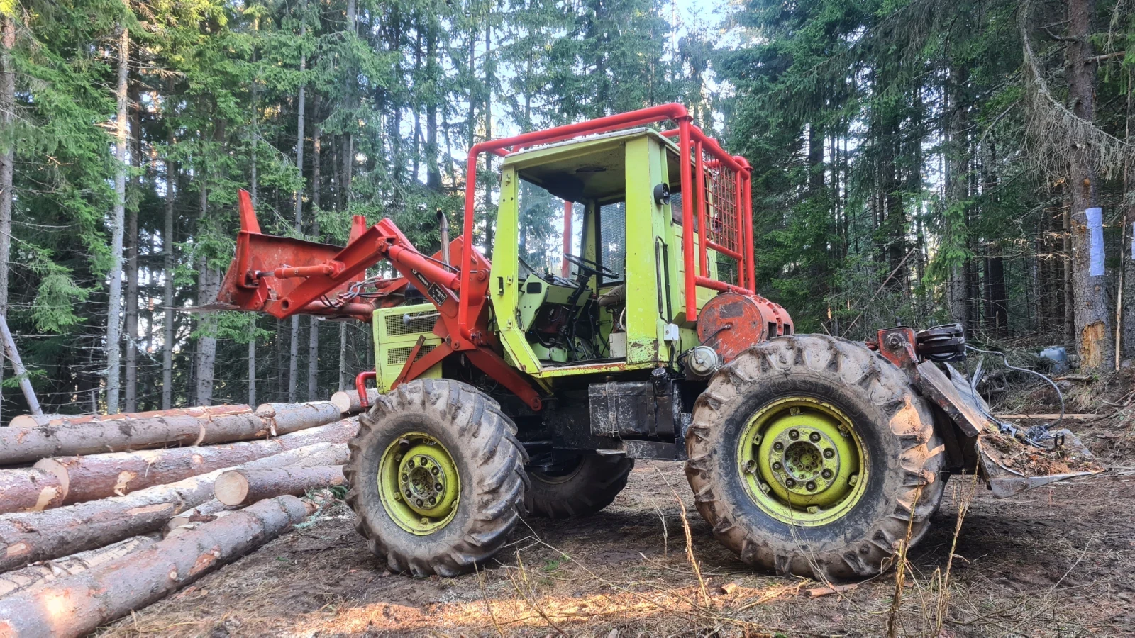 Специализирани машини Машини за дърводобив Mb trac 900 - изображение 4