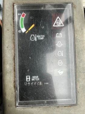 Багер Takeuchi TB016, снимка 11