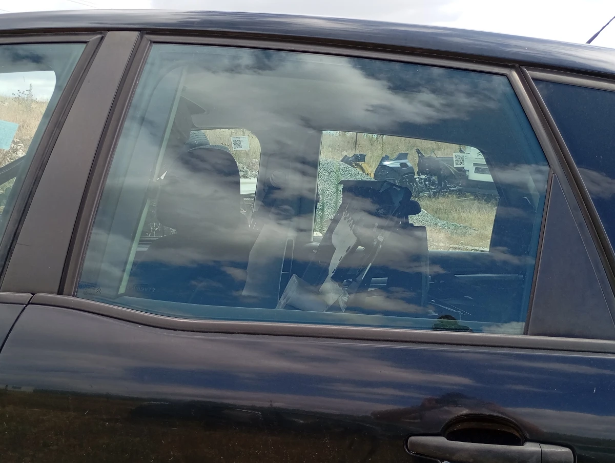     4  1.6 | Mobile.bg   1