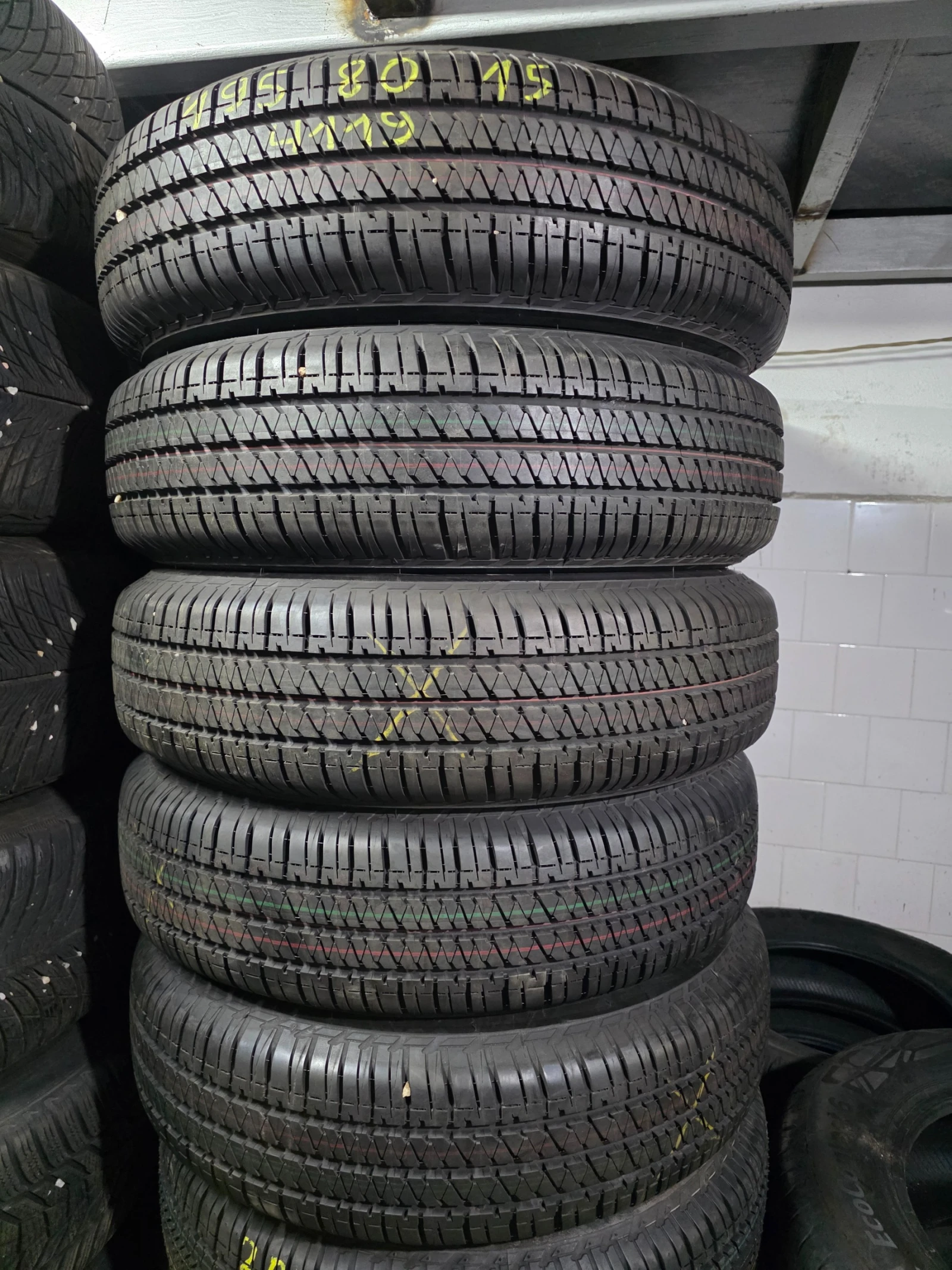 Гуми Летни 195/80R15, снимка 6 - Гуми и джанти - 53982618