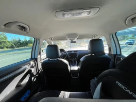 Skoda Octavia Skoda Octavia Scout 2.0 TDI DSG 4x4 СЕРВИЗНА ИСТ, снимка 12