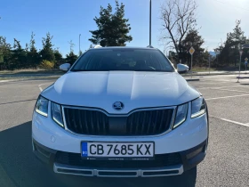 Skoda Octavia Skoda Octavia Scout 2.0 TDI DSG 4x4 СЕРВИЗНА ИСТ, снимка 3