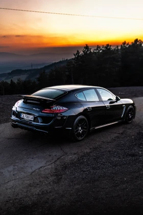 Porsche Panamera GTS WALD BODYKIT* CARPLAY* SPORTCHRONO, снимка 2