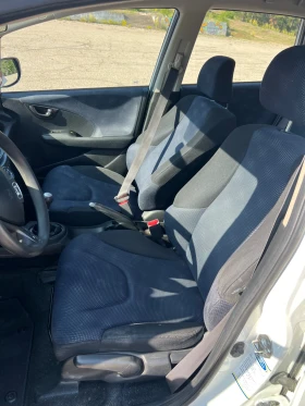 Обява за продажба на Honda Jazz 1.4 i-vtec  ~10 500 лв. - изображение 9