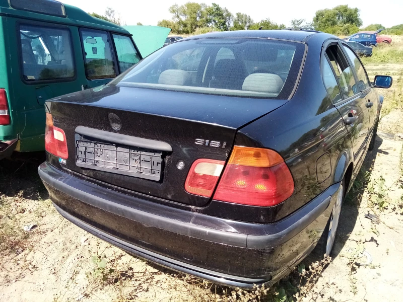 BMW 320, снимка 9 - Автомобили и джипове - 28504563