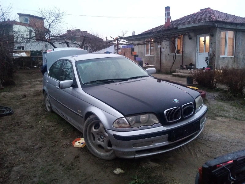 BMW 320, снимка 11 - Автомобили и джипове - 28504563