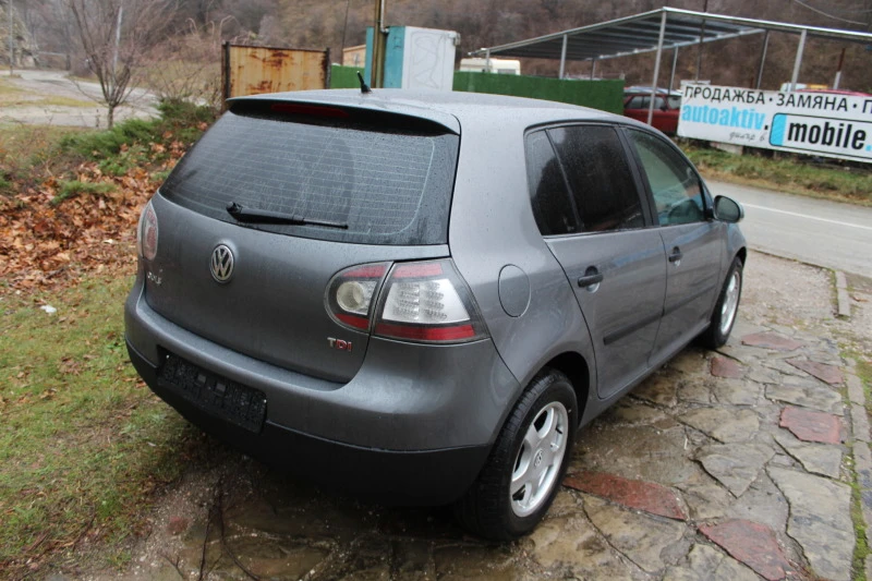 VW Golf 1.9TDI 90кс, снимка 5 - Автомобили и джипове - 47403422