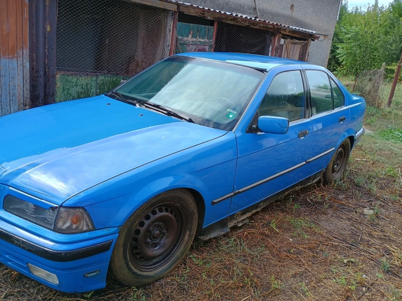 BMW 318, снимка 2 - Автомобили и джипове - 47649242