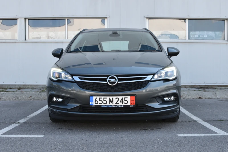 Opel Astra 1.6 CDTI , снимка 3 - Автомобили и джипове - 47329459