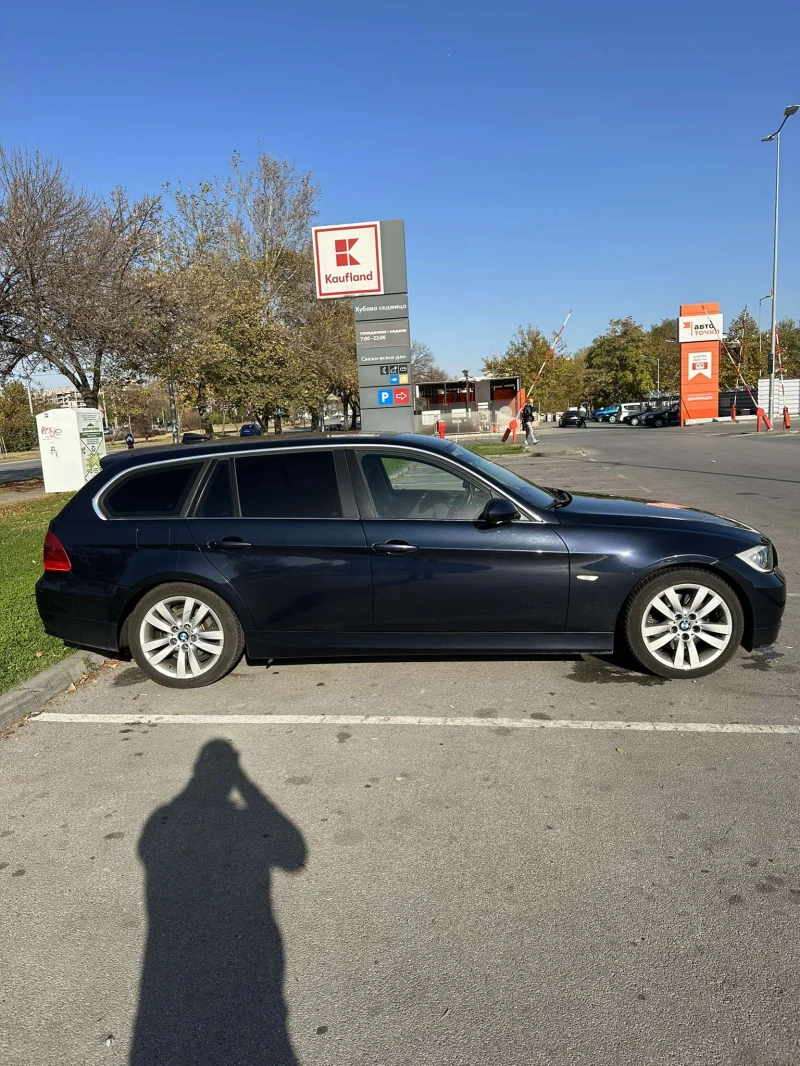 BMW 330 xd, снимка 3 - Автомобили и джипове - 48131571