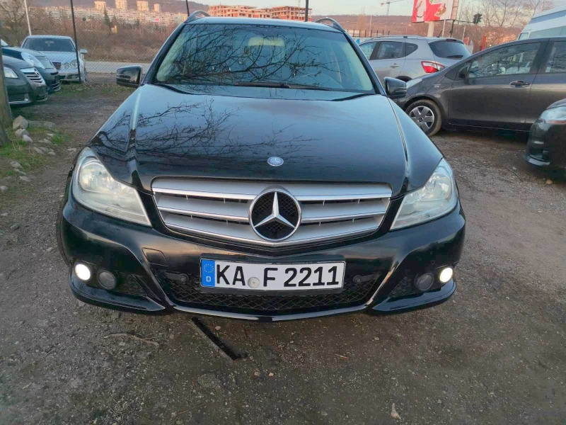 Mercedes-Benz C 200 КОЛЕДНА ПРОМОЦИЯ* 2.2CDI/FACE/КАТО НОВ, снимка 2 - Автомобили и джипове - 48365210