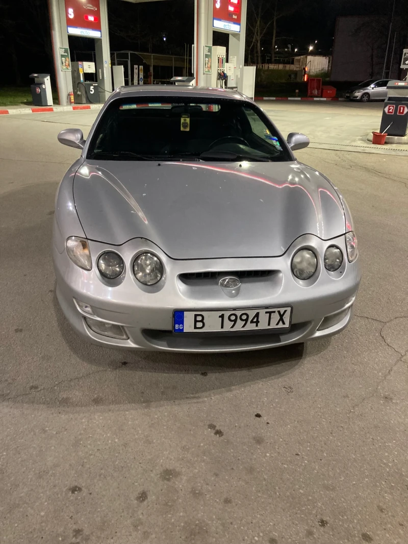 Hyundai Coupe 2.0 Бензин, снимка 3 - Автомобили и джипове - 48892659