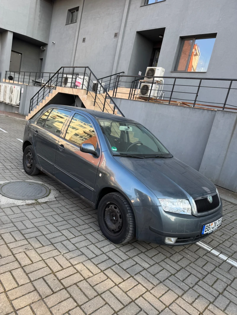 Skoda Fabia 1.4, снимка 2 - Автомобили и джипове - 49010543