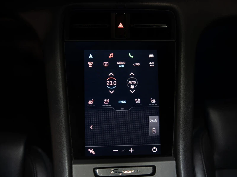 Porsche Taycan 4S* PARK ASSIST* ОБДУХВАНЕ* КАМЕРА* ПАНОРАМА* BOSE, снимка 10 - Автомобили и джипове - 52936613