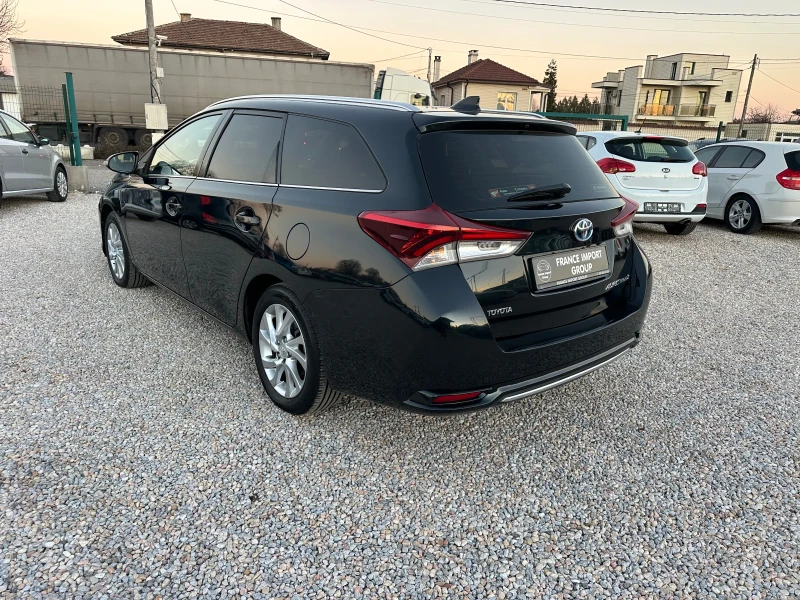 Toyota Auris FACE EURO 6, снимка 4 - Автомобили и джипове - 52768004