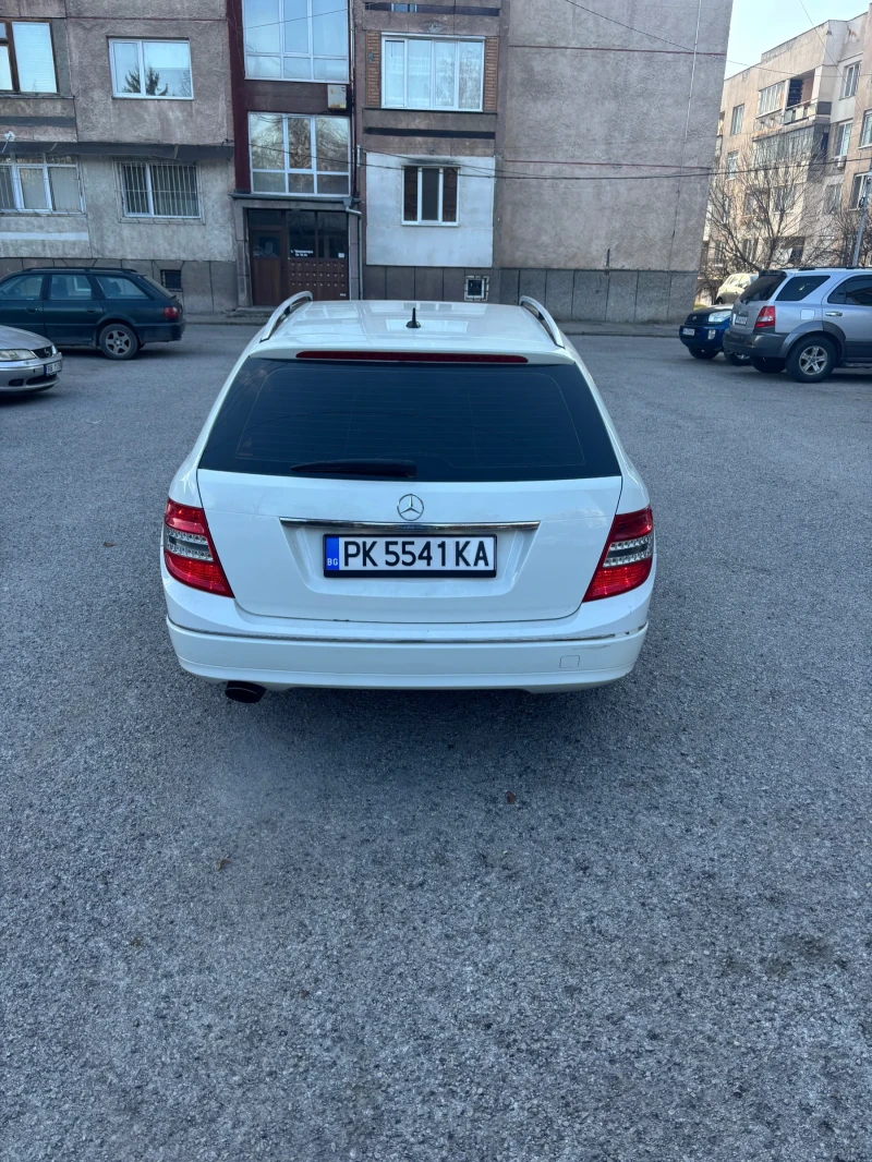 Mercedes-Benz C 220, снимка 6 - Автомобили и джипове - 52940114