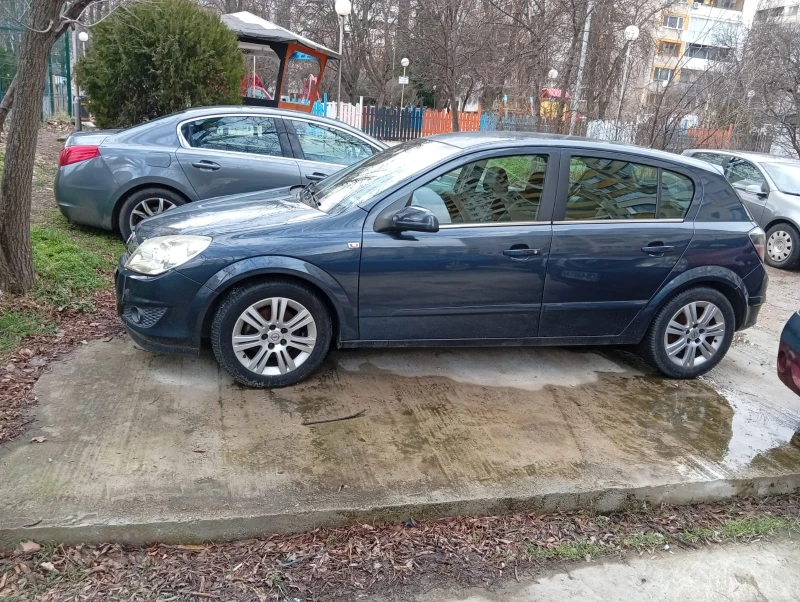 Opel Astra H, снимка 5 - Автомобили и джипове - 53124329