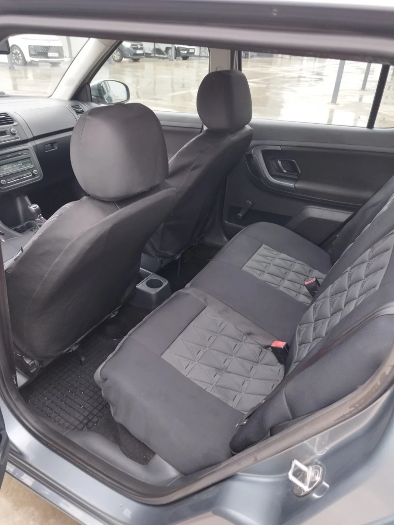 Skoda Fabia, снимка 9 - Автомобили и джипове - 53553940