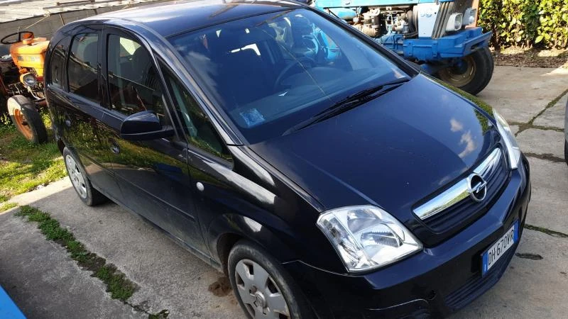 Opel Meriva 1.3cdti, снимка 8 - Автомобили и джипове - 27437088