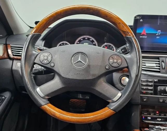 Mercedes-Benz E 350 4Matic Avantgarde | Mobile.bg   13