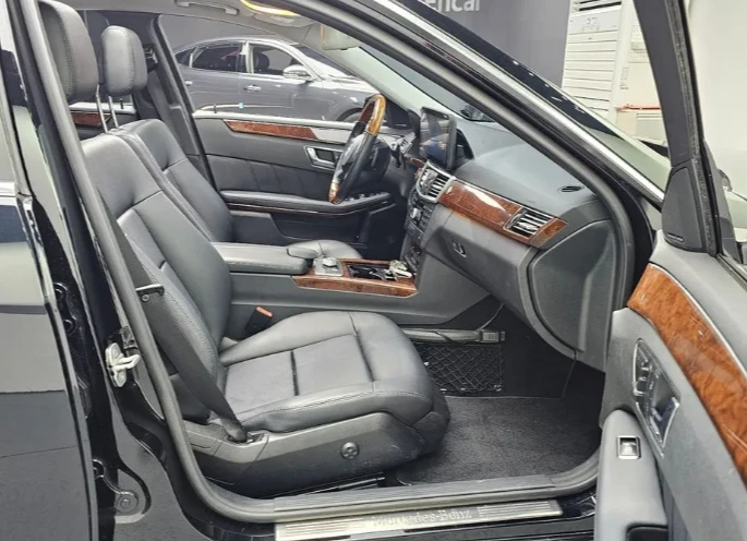 Mercedes-Benz E 350 4Matic Avantgarde | Mobile.bg   11