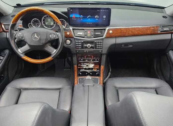 Mercedes-Benz E 350 4Matic Avantgarde - изображение 7