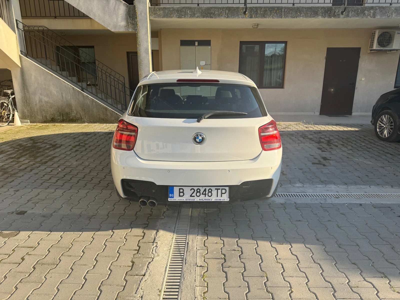 BMW 120 D M//AUTOMAT//NAVI//KEYLESS - изображение 4